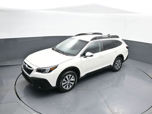 Used 2022 Subaru Outback Premium image 33