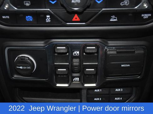 Used 2022 Jeep Wrangler Unlimited Sahara image 20