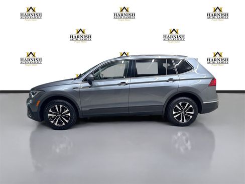 Used 2022 Volkswagen Tiguan S image 8