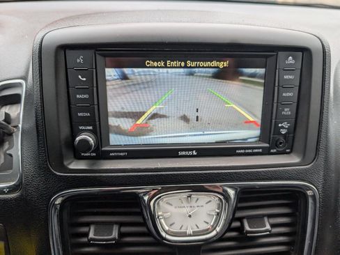 Used 2012 Chrysler Town & Country Touring w/ Entertainment Group #1 image 19