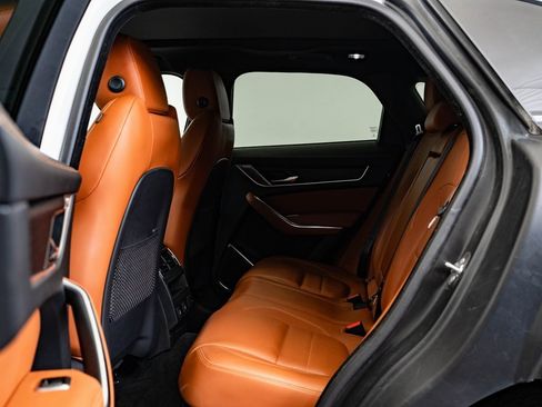 Certified 2024 Jaguar F-PACE R-Dynamic S image 42