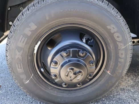 New 2026 RAM 3500 Tradesman AWD/4WD image 9