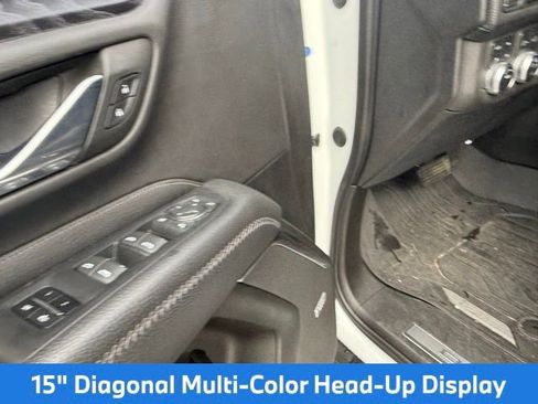 Used 2023 GMC Yukon Denali AWD/4WD image 31