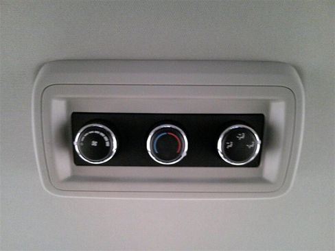 Used 2016 Dodge Grand Caravan SXT w/ Rear Park Assist Package image 21