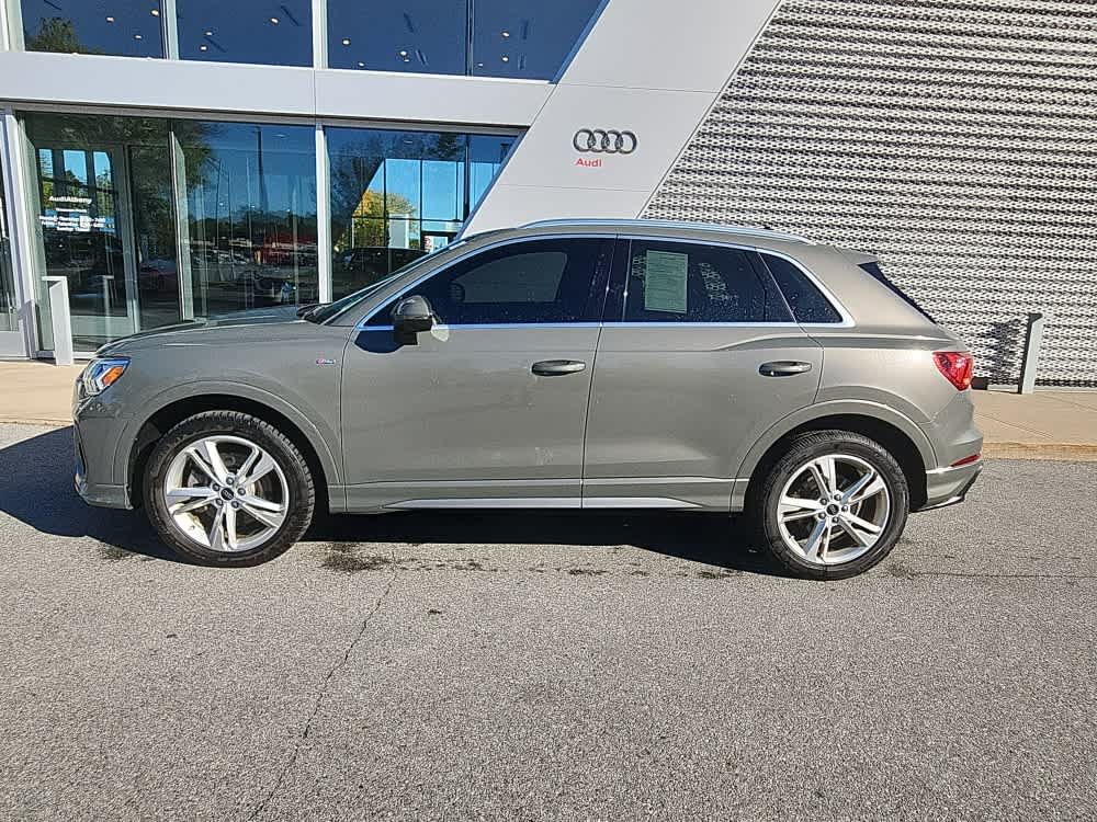 Used 2024 Audi Q3 2.0T Premium AWD/4WD image 2