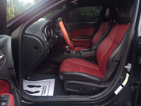 Used 2016 Dodge Charger SXT w/ AWD Plus Group image 11