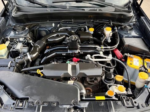 Used 2011 Subaru Forester 2.5X w/ Alloy Wheel Value Pkg image 17