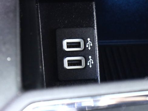 Used 2019 Ford F150 XLT w/ Equipment Group 302A Luxury AWD/4WD image 27