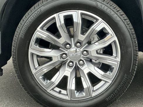 Used 2025 GMC Sierra 1500 Denali image 26