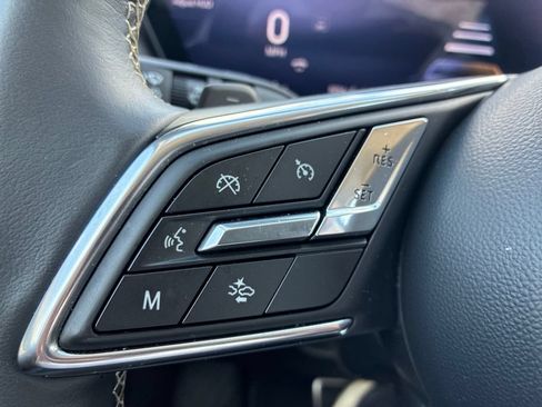 Used 2025 Buick Envision Sport Touring AWD/4WD image 14