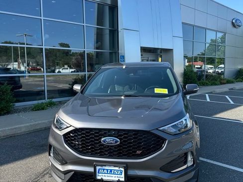 Used 2022 Ford Edge ST AWD/4WD image 2