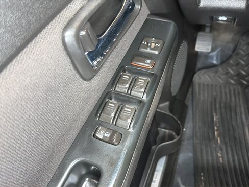 Used 2012 Chevrolet Colorado LT RWD image 18