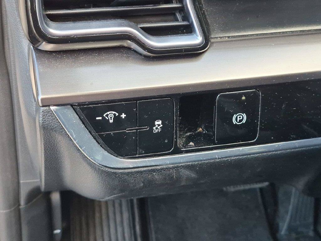 Certified 2023 Kia Sportage EX AWD/4WD image 13