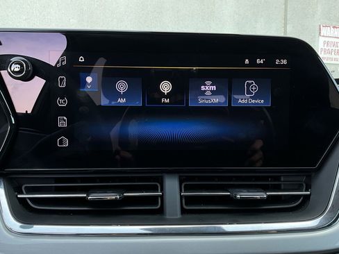 Used 2025 Chevrolet Trax LT image 29