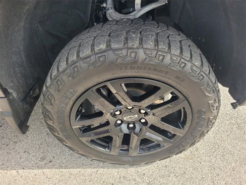 Used 2024 Chevrolet Silverado 1500 LT Trail Boss w/ Convenience Package II image 21