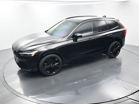 Used 2024 Volvo XC60 B5 Ultimate w/ Protection Package Premier AWD/4WD image 31