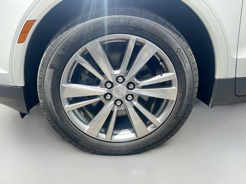Used 2023 Cadillac XT5 Premium Luxury FWD image 32