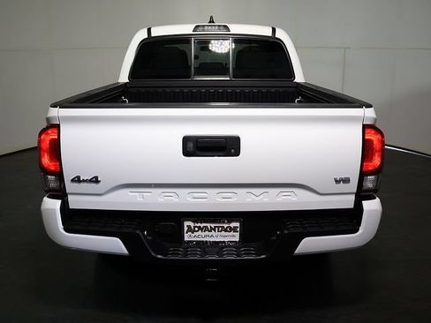 Used 2023 Toyota Tacoma SR AWD/4WD image 11