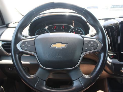 Used 2020 Chevrolet Traverse LT FWD image 36