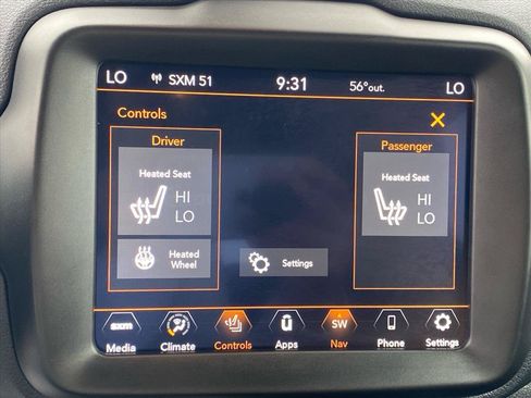 Used 2022 Jeep Renegade Latitude w/ Convenience Group AWD/4WD image 16
