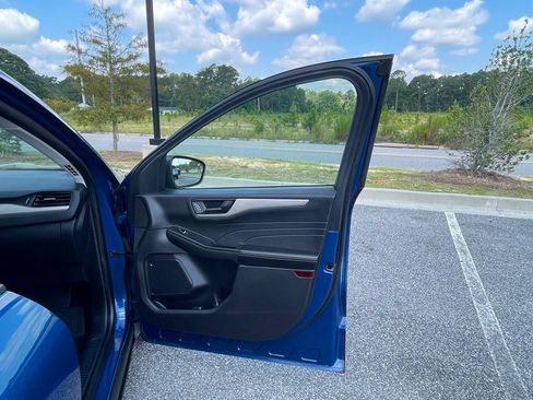 Used 2022 Ford Escape S FWD image 48