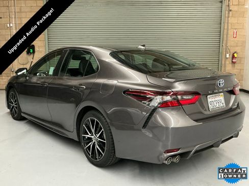 Used 2023 Toyota Camry SE image 7