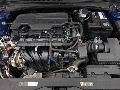 Used 2024 Hyundai Elantra SEL w/ Convenience Package image 29