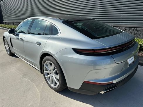 Certified 2026 Porsche Panamera w/ Premium Package RWD image 3