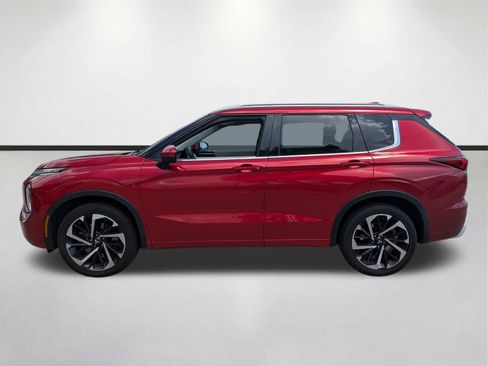 Used 2023 Mitsubishi Outlander SEL FWD image 7