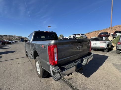 Used 2024 Ford F250 XLT image 3