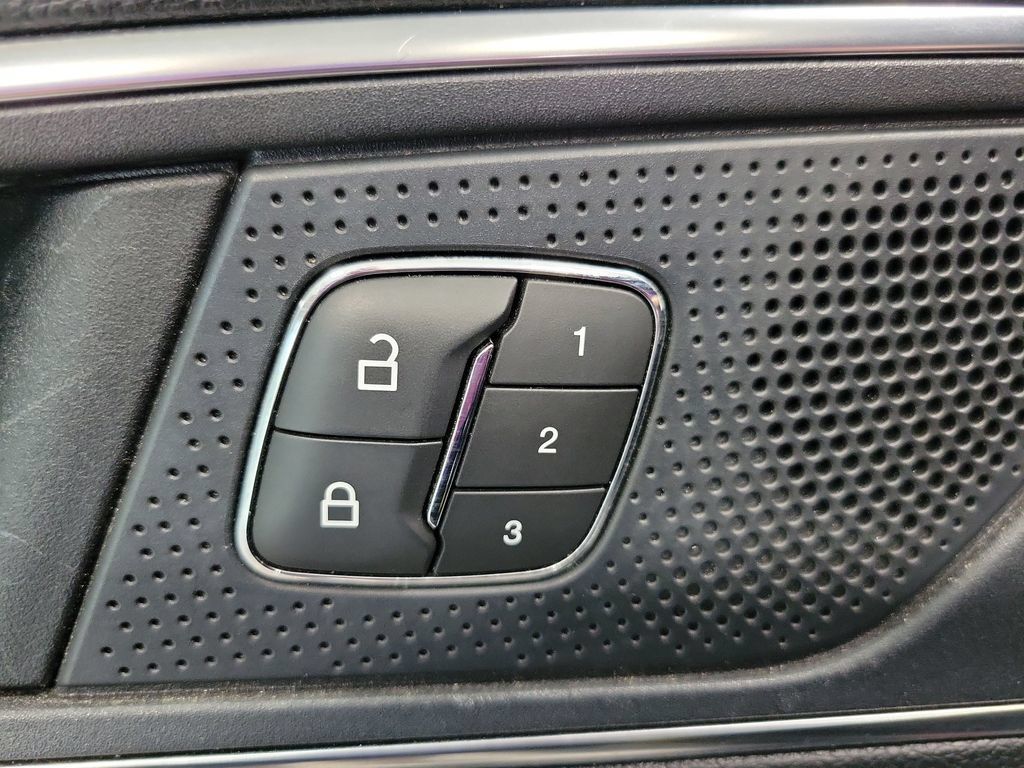 Used 2019 Ford Edge ST AWD/4WD image 38
