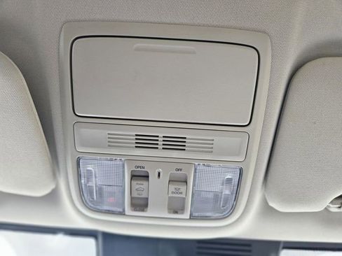 Used 2019 Honda CR-V EX image 44