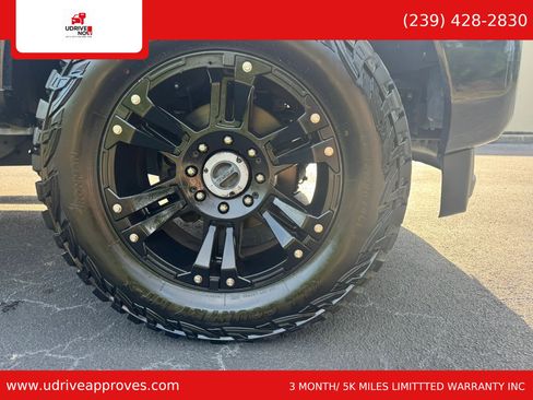 Used 2017 Ford F250 XLT AWD/4WD image 4