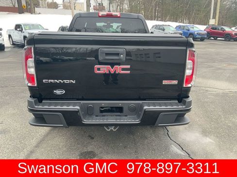 Used 2015 GMC Canyon SLE w/ All-Terrain Package image 39