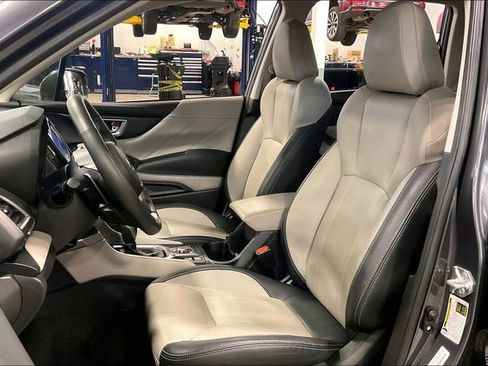 Used 2023 Subaru Forester Limited image 25