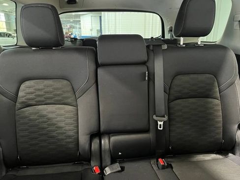 Used 2024 Nissan Pathfinder SV AWD/4WD image 11