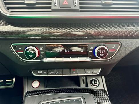 Used 2019 Audi SQ5 Premium Plus w/ Premium Plus Package AWD/4WD image 31