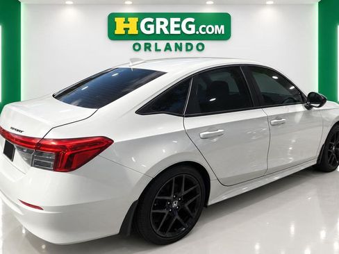 Used 2024 Honda Civic Sport image 6