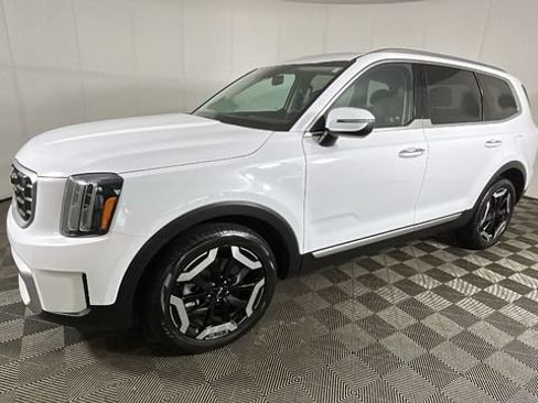 Used 2024 Kia Telluride S w/ S Sunroof Package AWD/4WD image 6