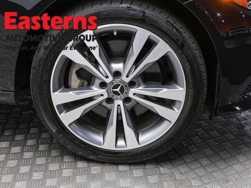 Used 2021 Mercedes-Benz C 300 4MATIC Sedan image 33