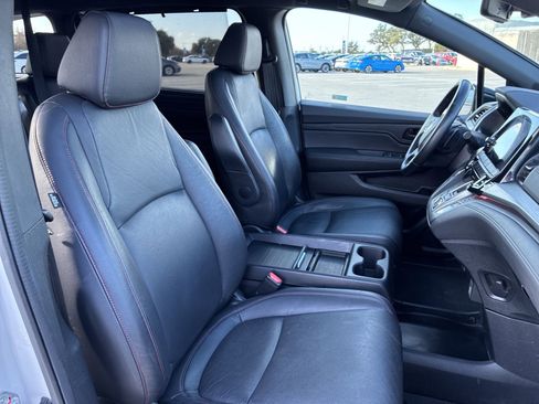 Certified 2024 Honda Odyssey Sport image 24