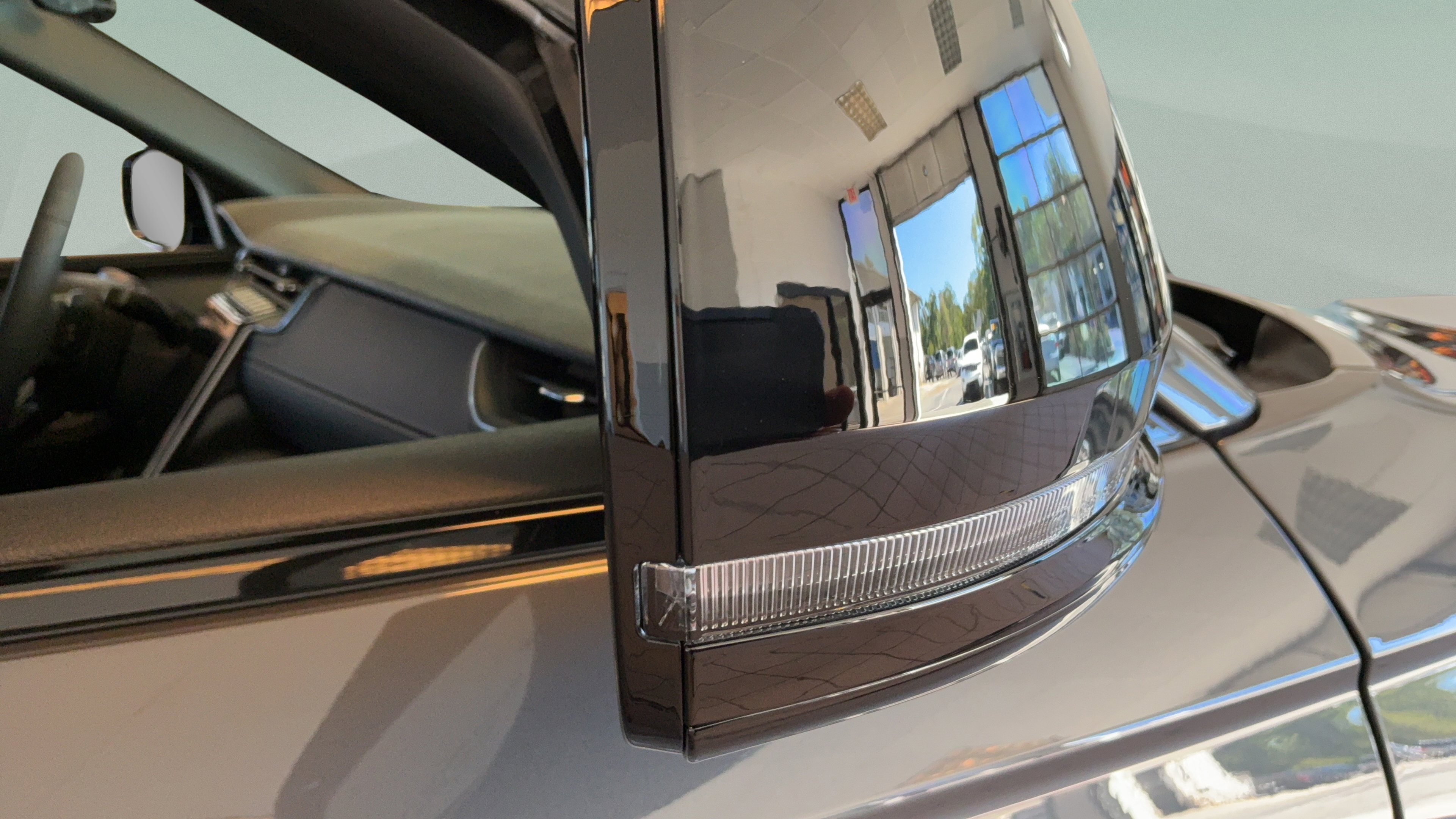 Used 2025 Jeep Grand Cherokee Altitude RWD image 47