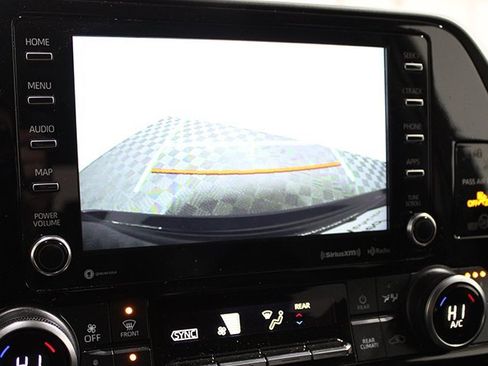 Certified 2022 Toyota Highlander XLE image 14