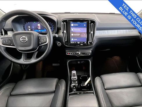 Certified 2025 Volvo XC40 B5 Plus image 20
