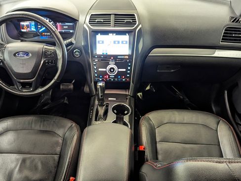 Used 2018 Ford Explorer Sport w/ Equipment Group 401A image 15