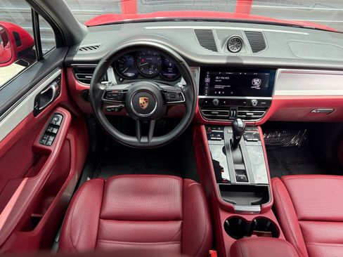 Used 2023 Porsche Macan GTS AWD/4WD image 32