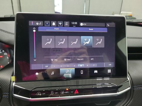 New 2026 Jeep Compass Latitude image 17