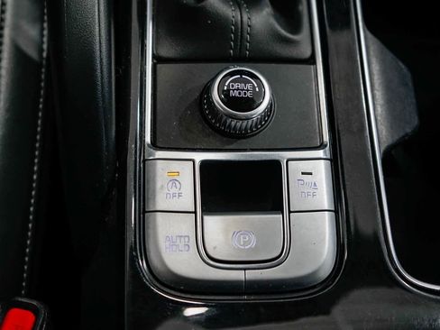 Used 2021 Kia Telluride LX image 22