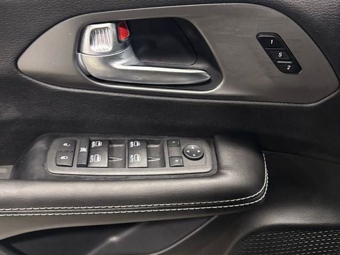 New 2026 Chrysler Pacifica Select image 9