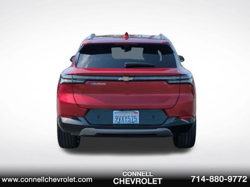 Used 2026 Chevrolet Equinox EV LT w/ Convenience Package II FWD image 6
